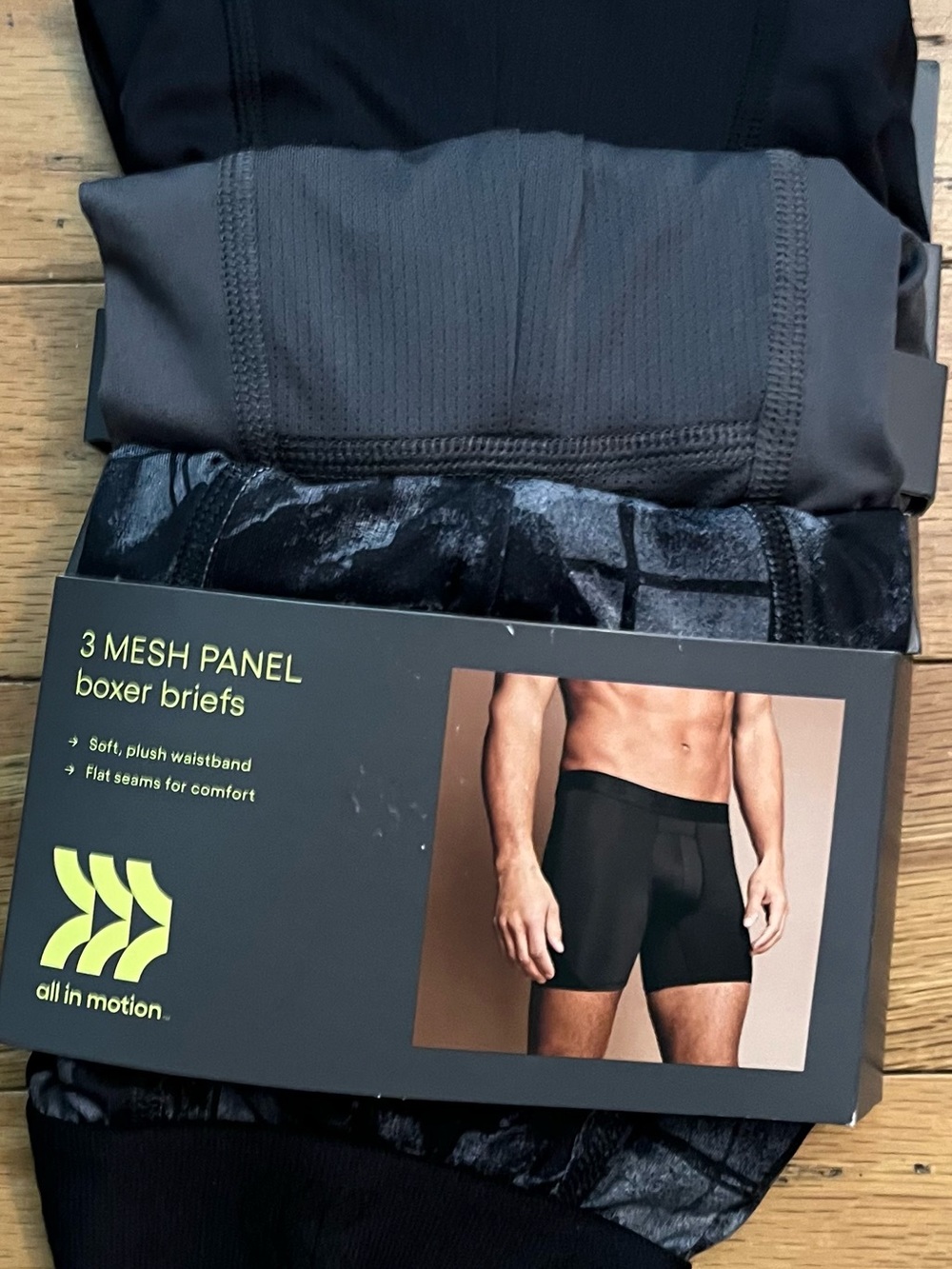 all in motion Men’s 3 Mesh Panel Boxer Briefs - Black